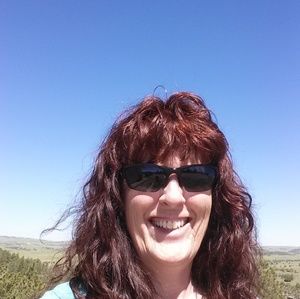 Meet your Posher, Pamela